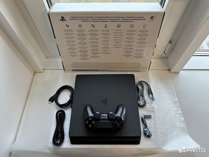 Sony PlayStation 4 Slim 500 GB новая