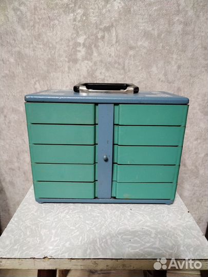 Ящик металлический