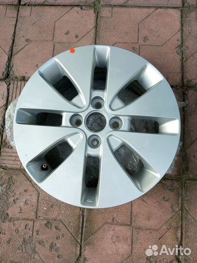 Kia Rio 3 диск R15 один