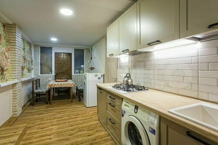 Дом 500 м² на участке 2 сот.