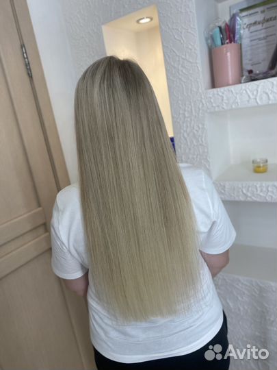 Модель на наращивание волос