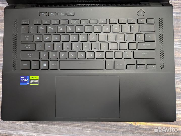 Asus rog zephyrus m16, 13900h, 4090, 32gb, 3tb, бу