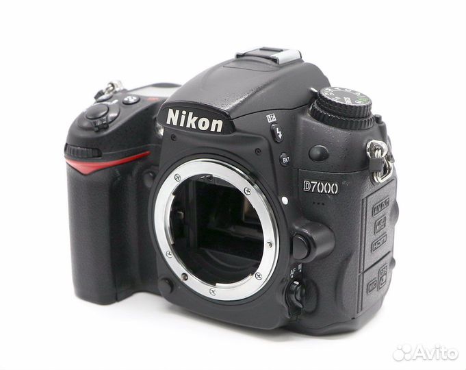 Nikon D7000 body в упаковке (пробег 3165)
