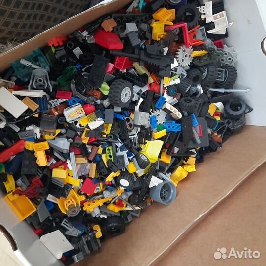 Lego коробка