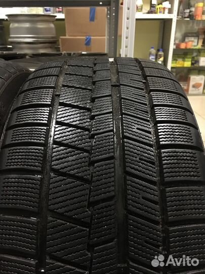 Boto BS68 255/40 R18 99S