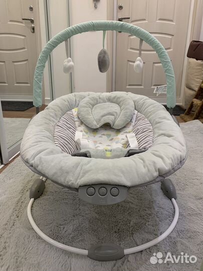 Шезлонг для новорожденных