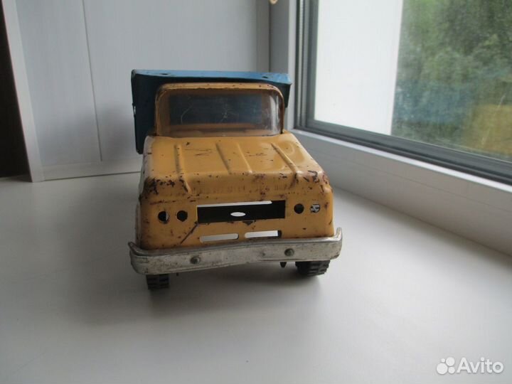 Игрушка СССР Большой Железный Самосвал Волгарь