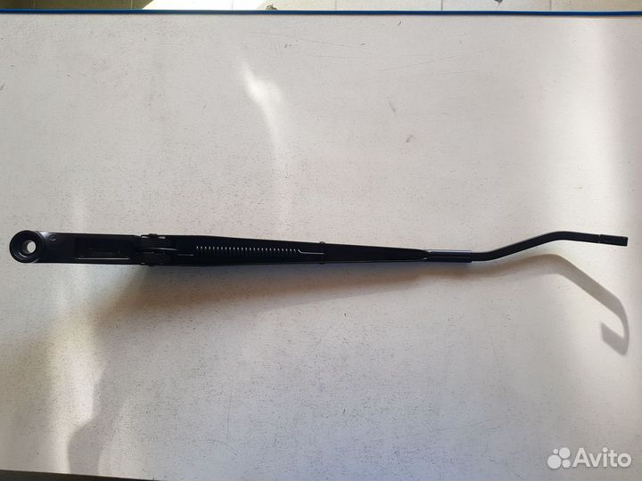 Рычаг cтеклоочистителя левый Aveo T250/T255 08-12