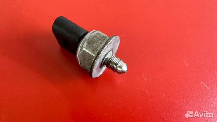 Датчик давления топлива Audi A6 C6 AUK 3.2 2008