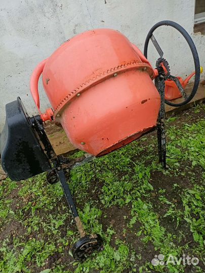 Электроинструмент