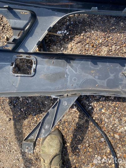 Бампер передний Renault Logan 2011г