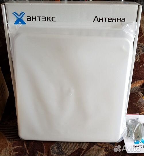 Антенна панельная zeta-F mimo 4G/3G/2G (17-20dBi)