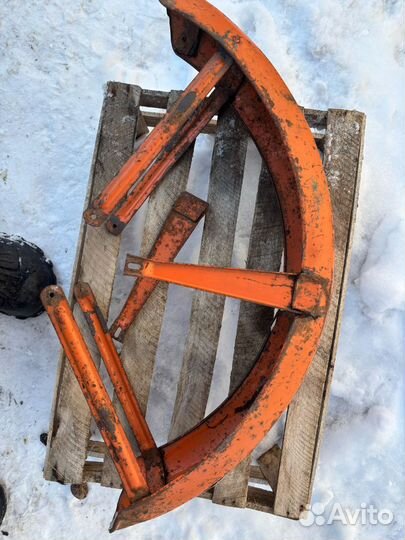 Крыло переднее чезет