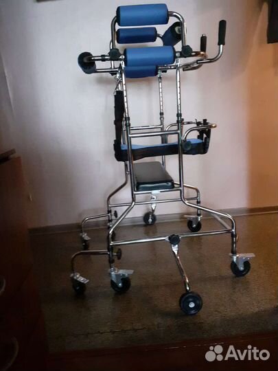 Реабилитационный тренажер ходунки