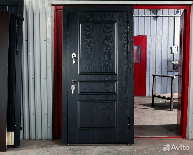 Дверь входная металлическая