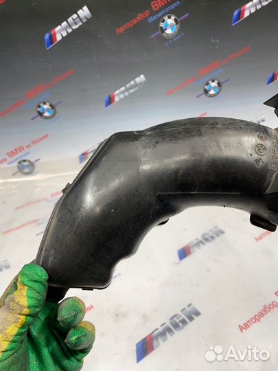 Воздуховод Bmw 5 E60 N52B30 2006