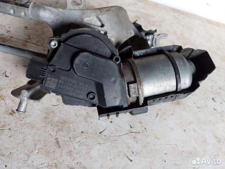 Трапеция моторчик стеклоочистителей передний RAV4