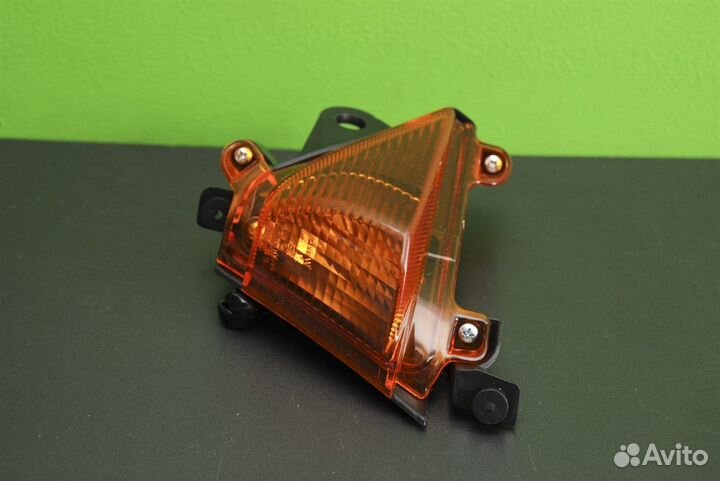 Поворотник передний правый kawasaki ZX-10R 04-05