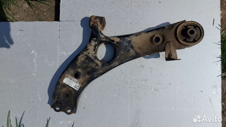 Рычаг передний левый Hyundai Santa Fe 3 DM