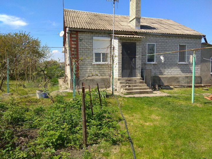 Дом 90 м² на участке 23 сот.