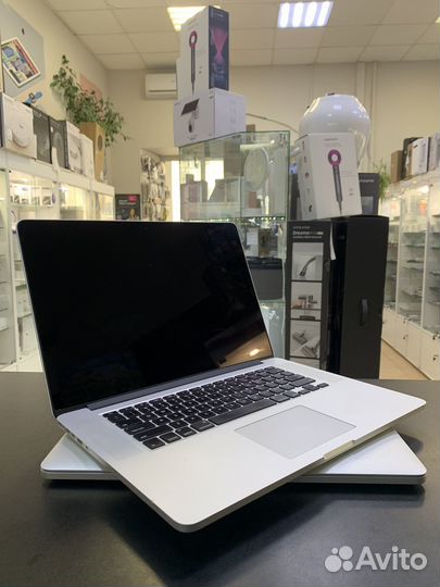 Б/У MacBook Pro 15 (2015 I7/16/128Gb) 534 цикла