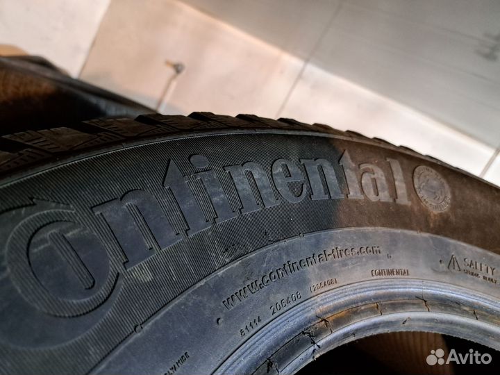 Continental ContiIceContact HD 225/65 R17