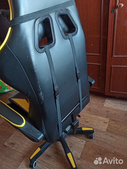 Компьютерное кресло игровое