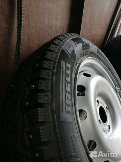 Pirelli Ice Zero 185/65 R15