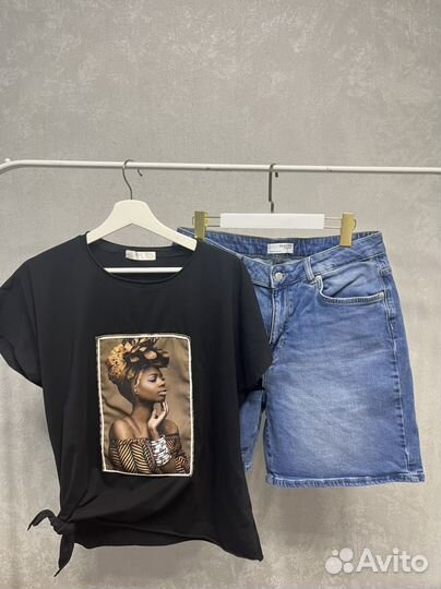 Джинсовые шорты и футболка