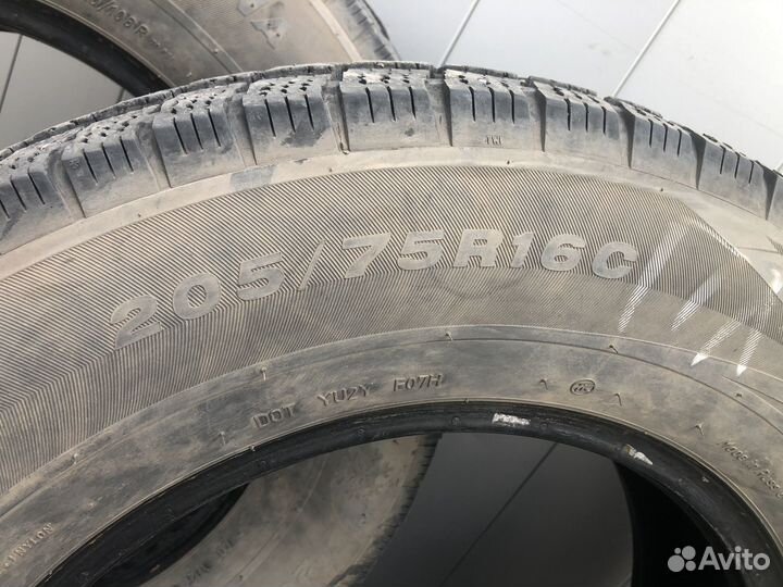 Viatti Vettore Brina V-525 205/75 R16C 107