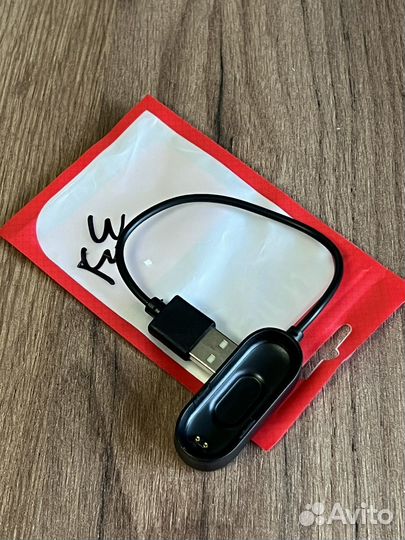 Зарядка для Mi Band 4