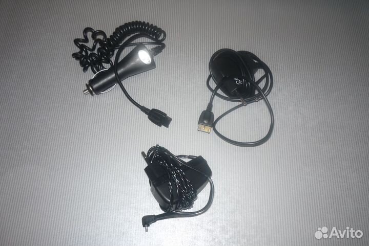 Продаю зарядники для телефонов