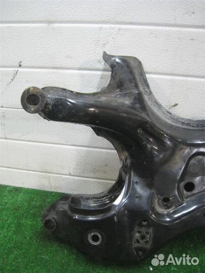 Подрамник передний Toyota Corolla Verso R1 2004