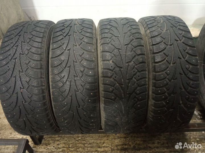 Hankook Winter I'Pike 205/60 R16 98W