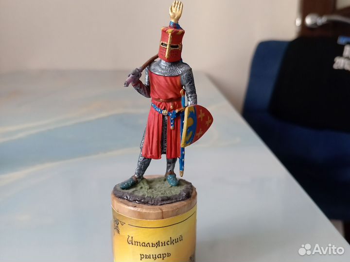 Оловянные солдатики, миниатюры, статуэтки, рыцари