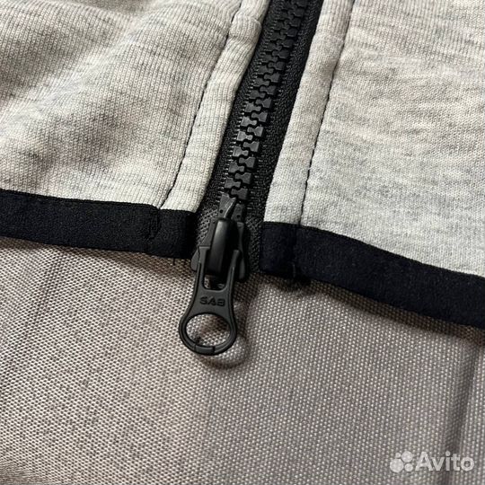 Nike Tech Fleece