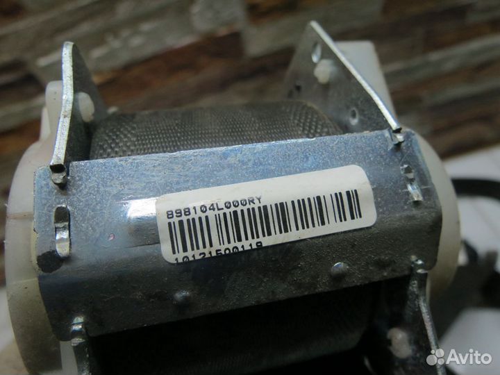 Ремень безопасности задний Hyundai Solaris 2010