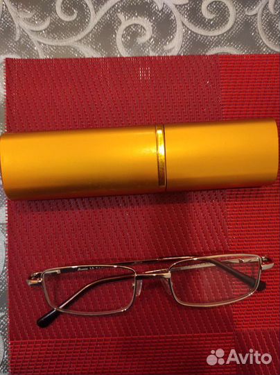 Очки для зрения +1