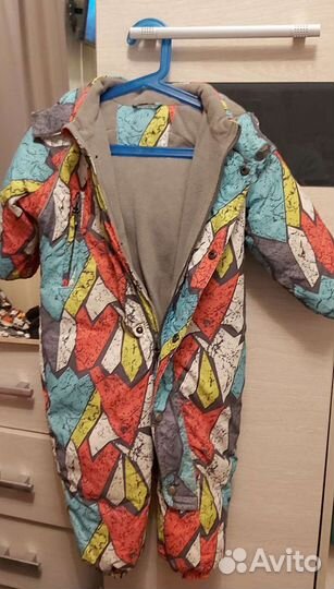 Зимний комбинезон для девочки