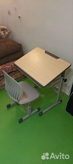 Растущая парта и стул