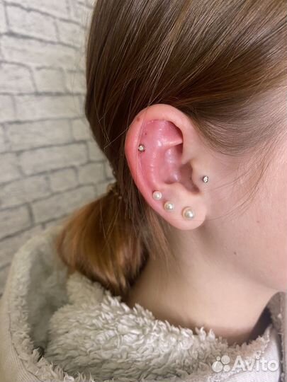 Модель на пирсинг