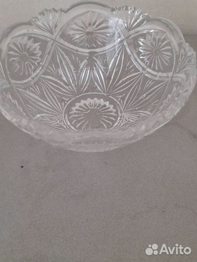 Хрустальная ваза