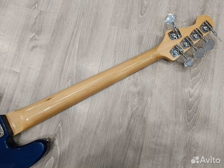 Бас гитара реплика fender 5 струн