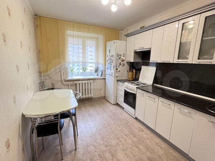 2-к. квартира, 68,8 м², 4/10 эт.