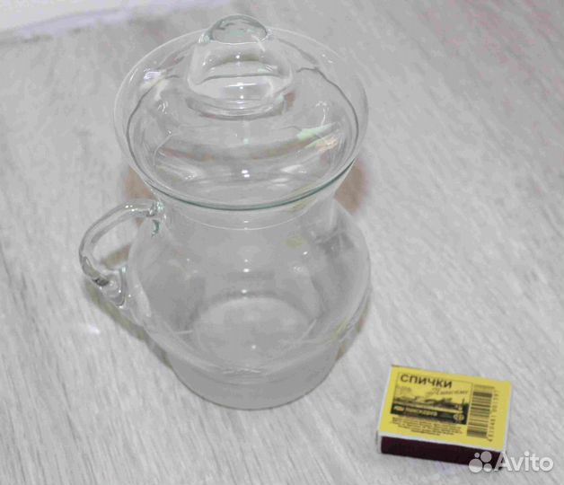 Графин с крышкой