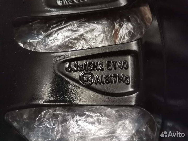 Диски R 15 Volkswagen Polo. 4 штуки