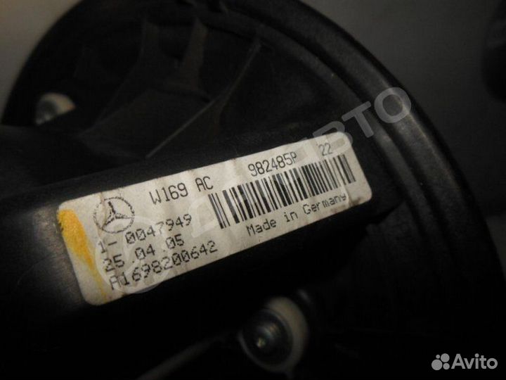 Моторчик отопителя Mercedes-Benz A W169