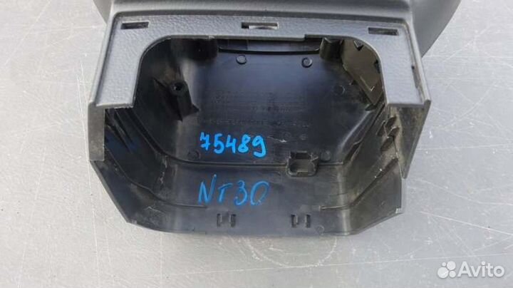 Кожух рулевой колонки Nissan Xtrail NT30 QR20DE