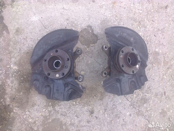 Кулак поворотный BMW X5 e53