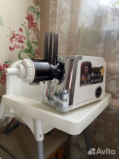 Мясорубка redmond